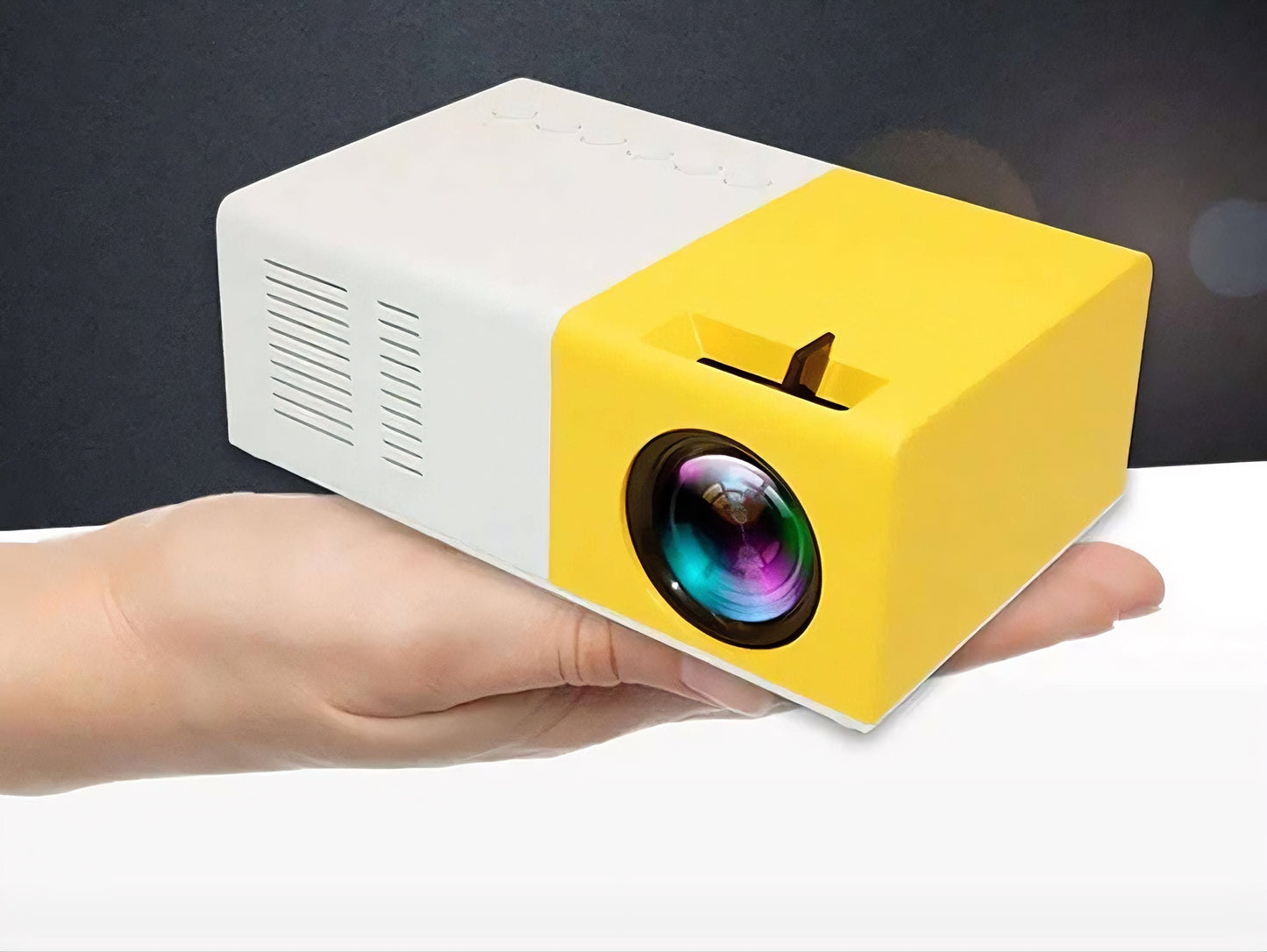 Pocket Cine - Ultra HD Mini Projector