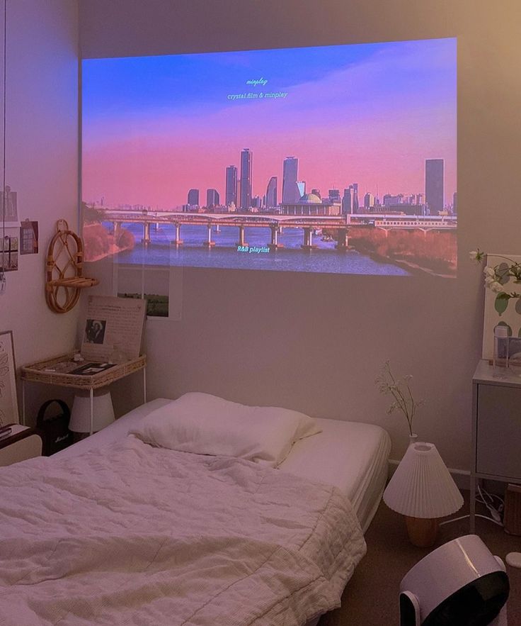 Pocket Cine - Ultra HD 4K Mini Projector - Shining Room